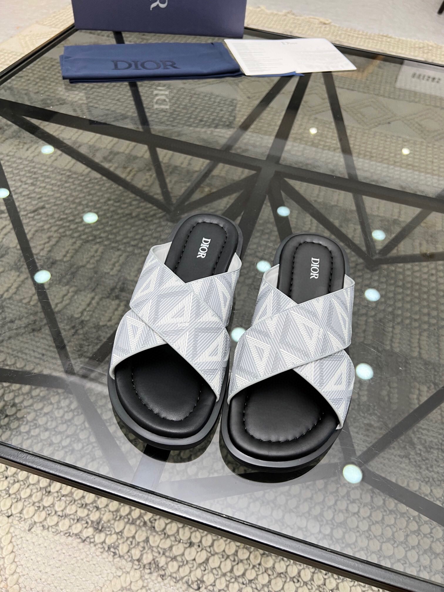 크리스챤 디올 2024 남성용 슬리퍼 CD243 SH-E