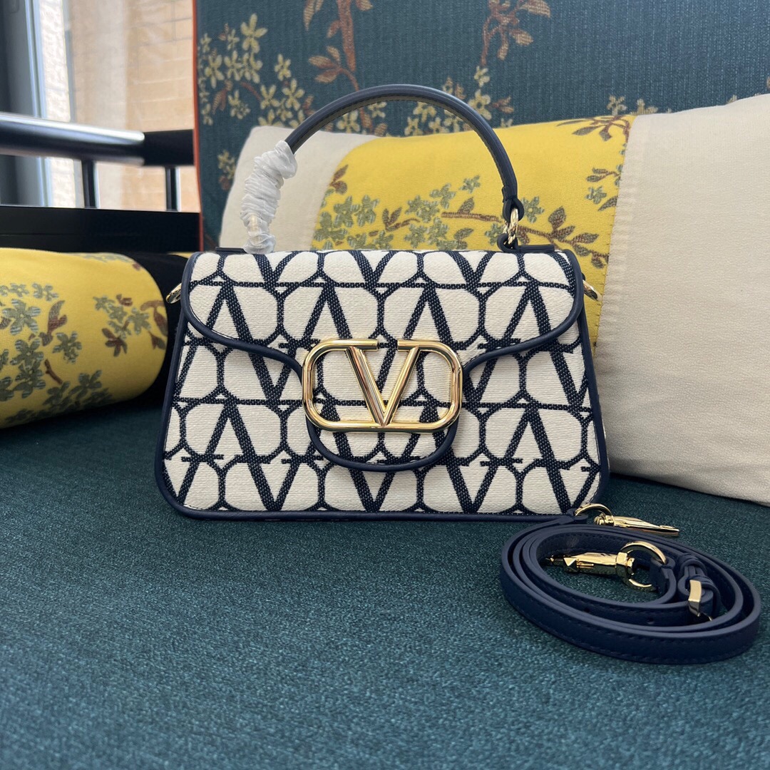 발렌티노  숄더백 VT045 PD1-B