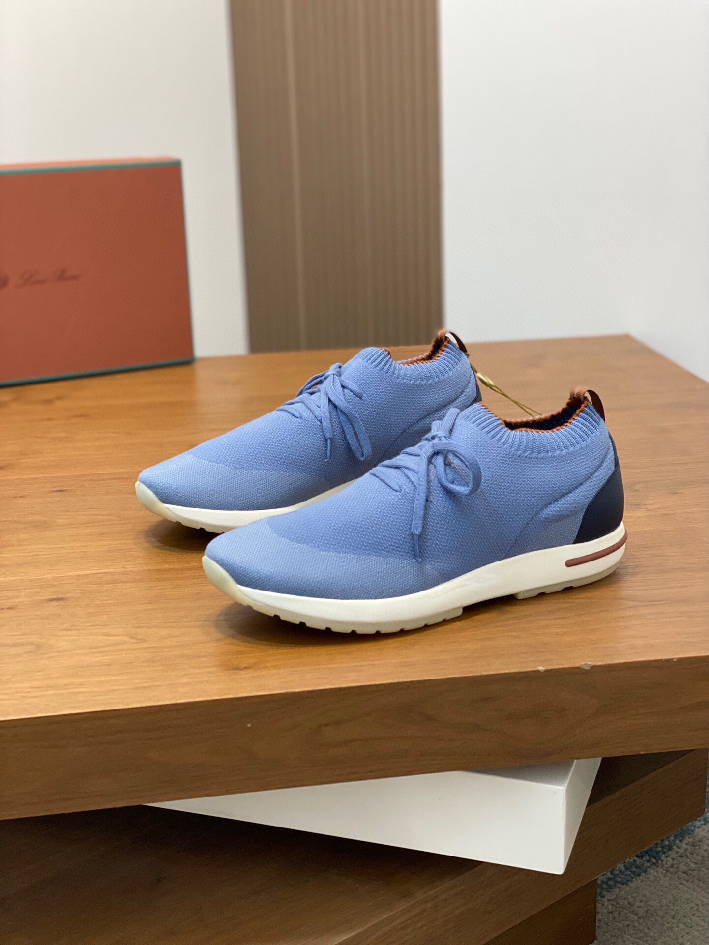 로로피아나 2024 남성용 스니커즈 LP034 SH-E