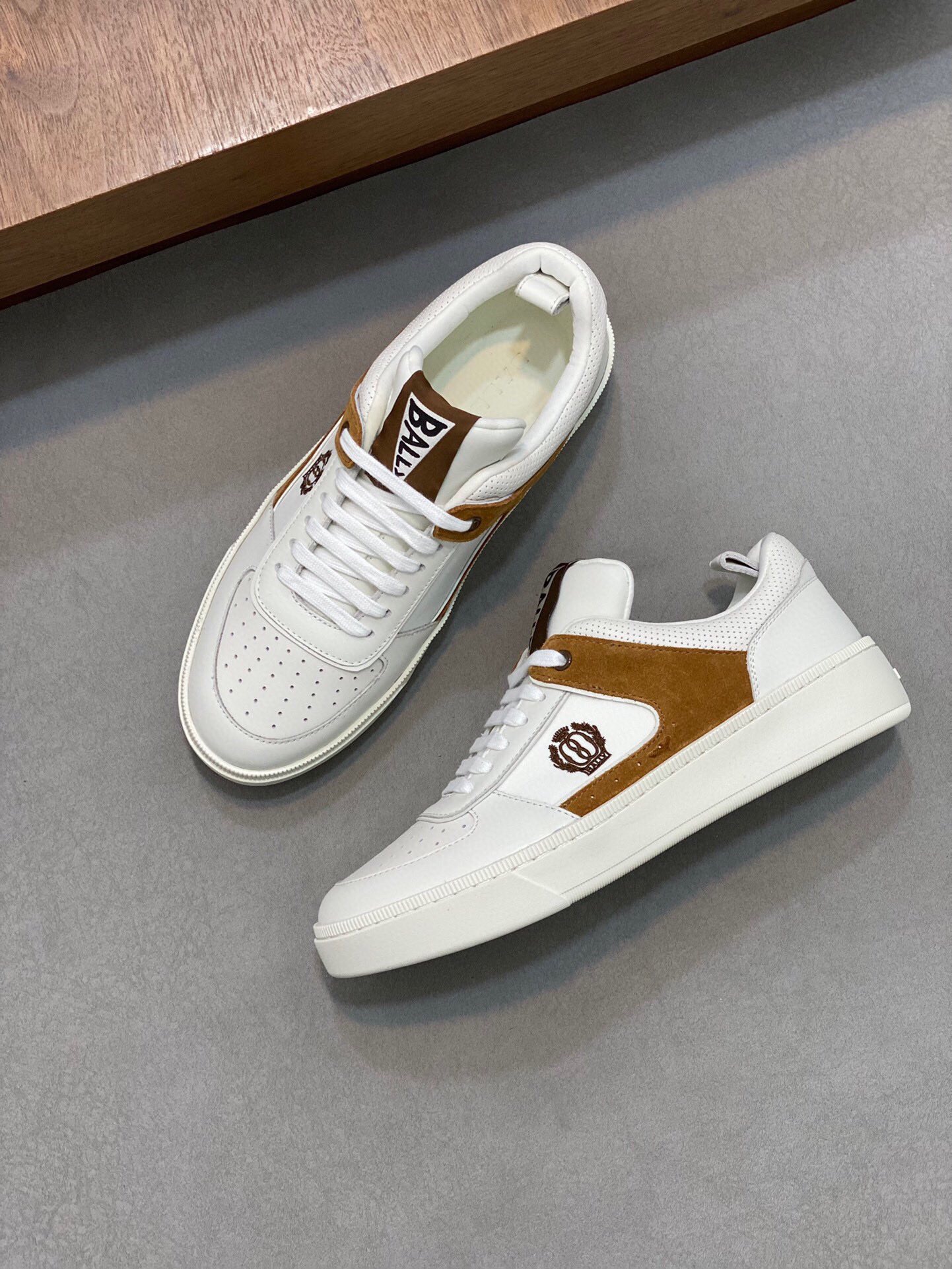 발리 2024 남성용 스니커즈 BL066 SH-E