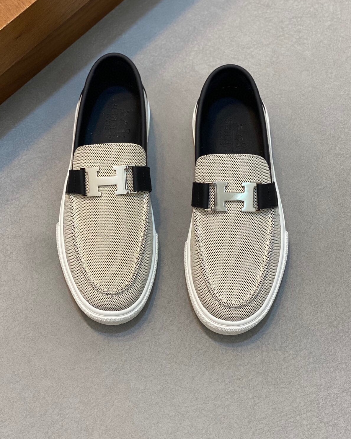 에르메스 2024 남성용 로퍼 HM376 SH-E