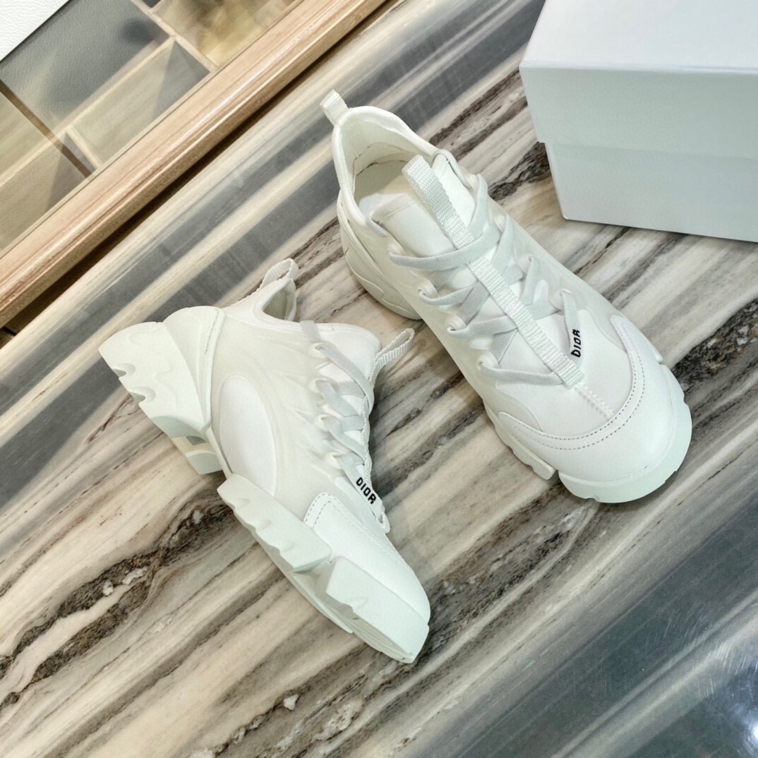 크리스챤 디올 2024 여성용 스니커즈 WA4034 DN