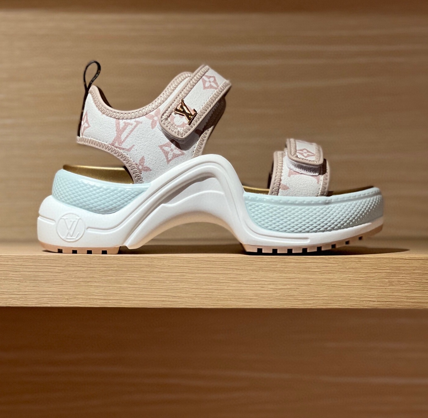 루이비통 2024 여성용 샌들 WA4064 DN