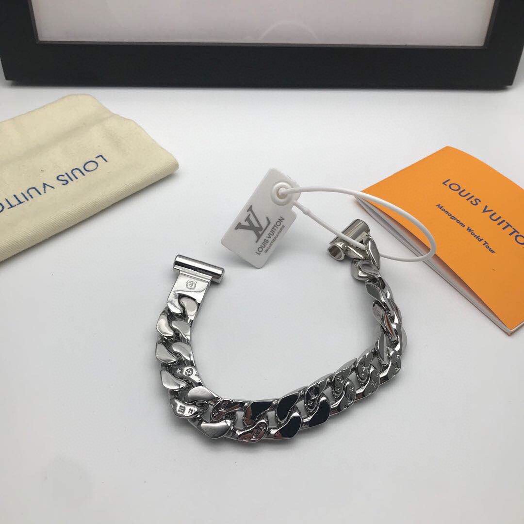 루이비통 2024 CHAIN LINKS 쿠바팔찌 SN903 AGG
