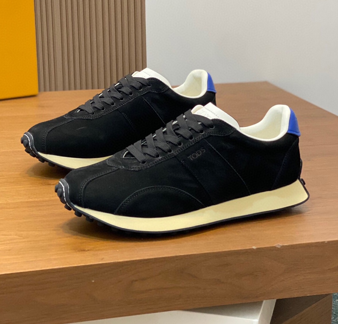 토즈 2024 남성용 스니커즈 TD046 SH-E