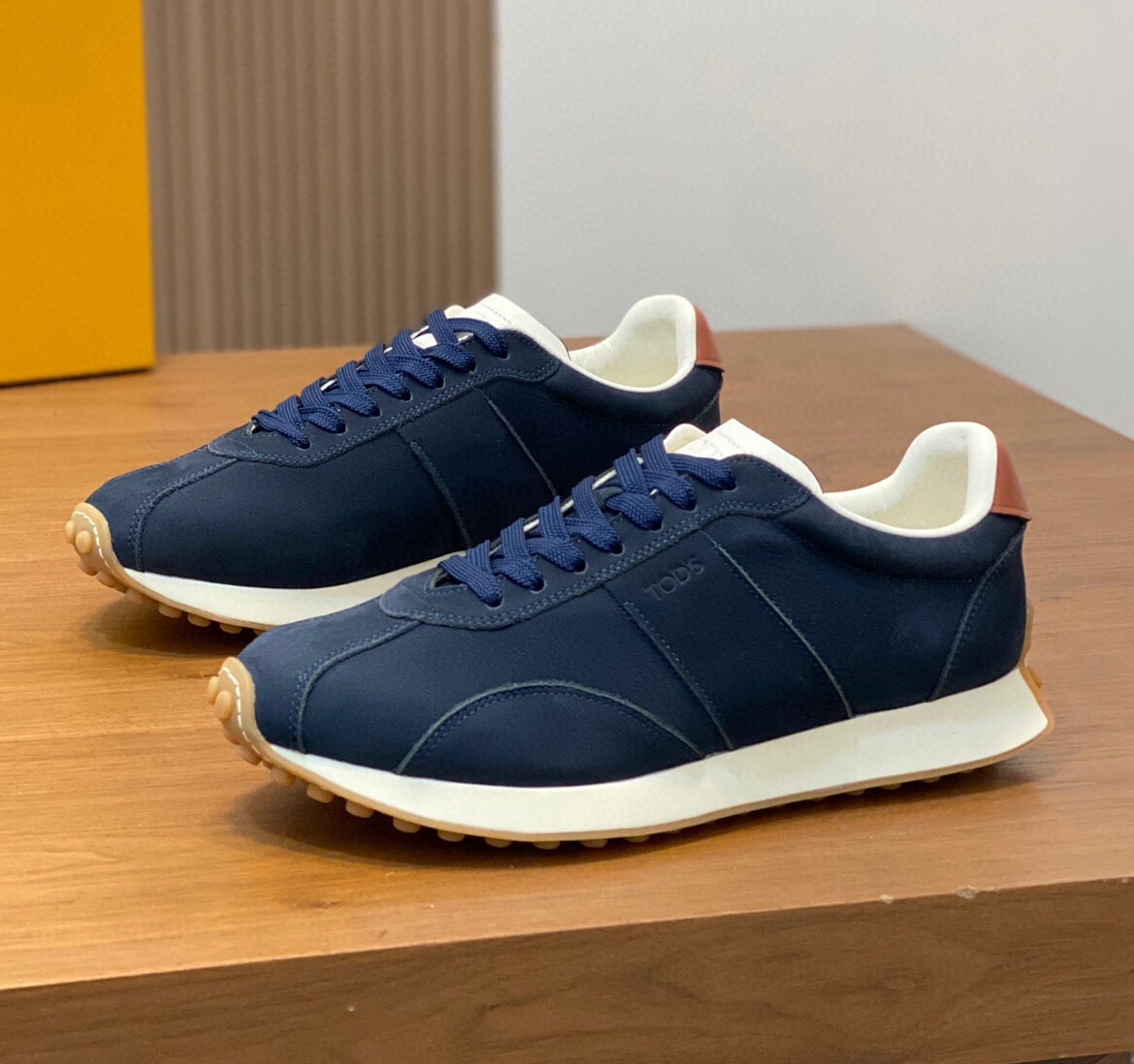 토즈 2024 남성용 스니커즈 TD050 SH-E