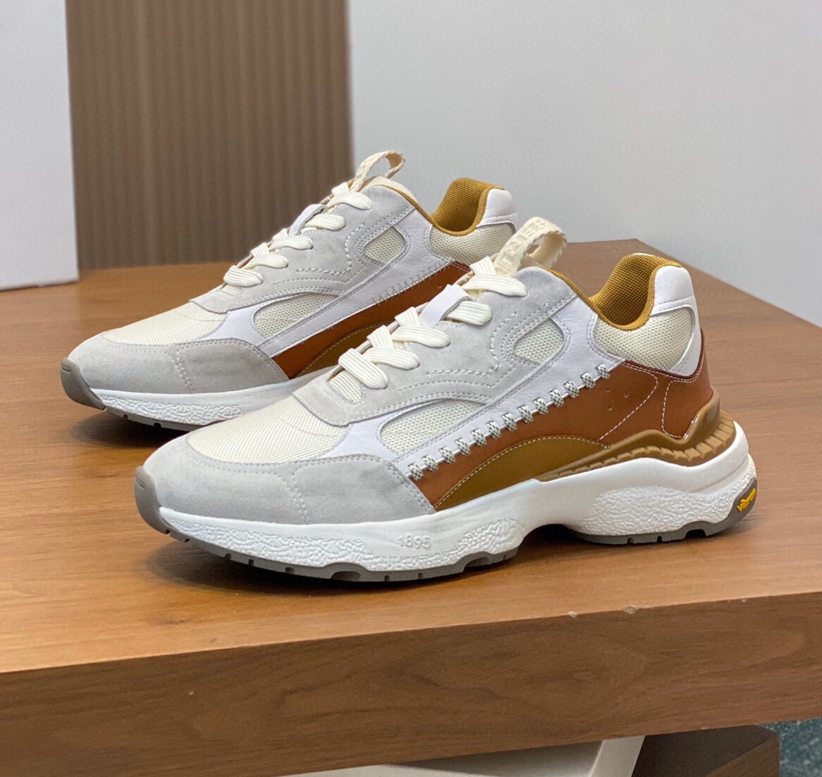 벨루티 2024 남성용 스니커즈 BL107 SH-E