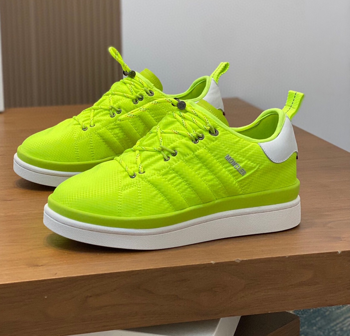 몽클레어 2024 남성용 스니커즈 MC037 SH-E