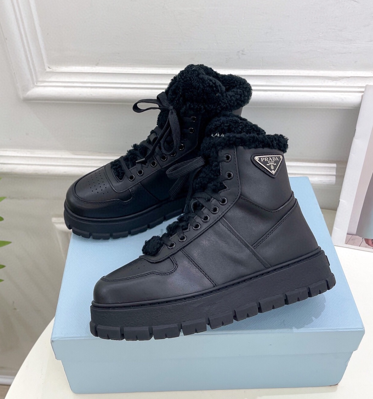 프라다 2024 여성용 부츠 WA4525 DN