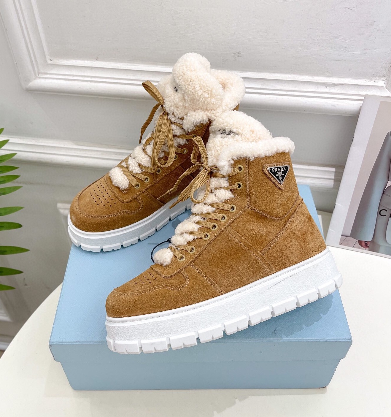 프라다 2024 여성용 부츠 WA4526 DN