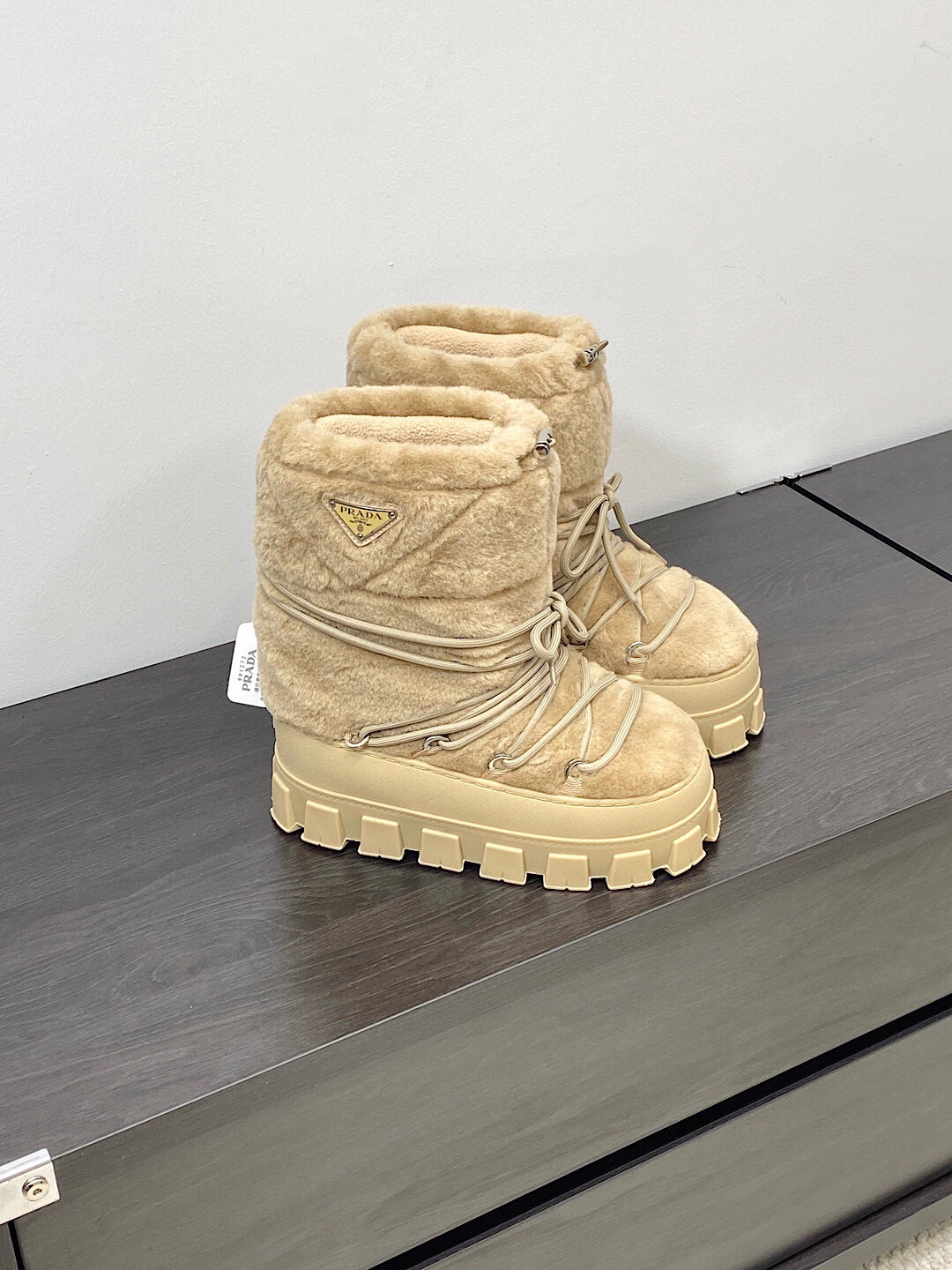 프라다 2024 여성용 부츠 WA4540 DN