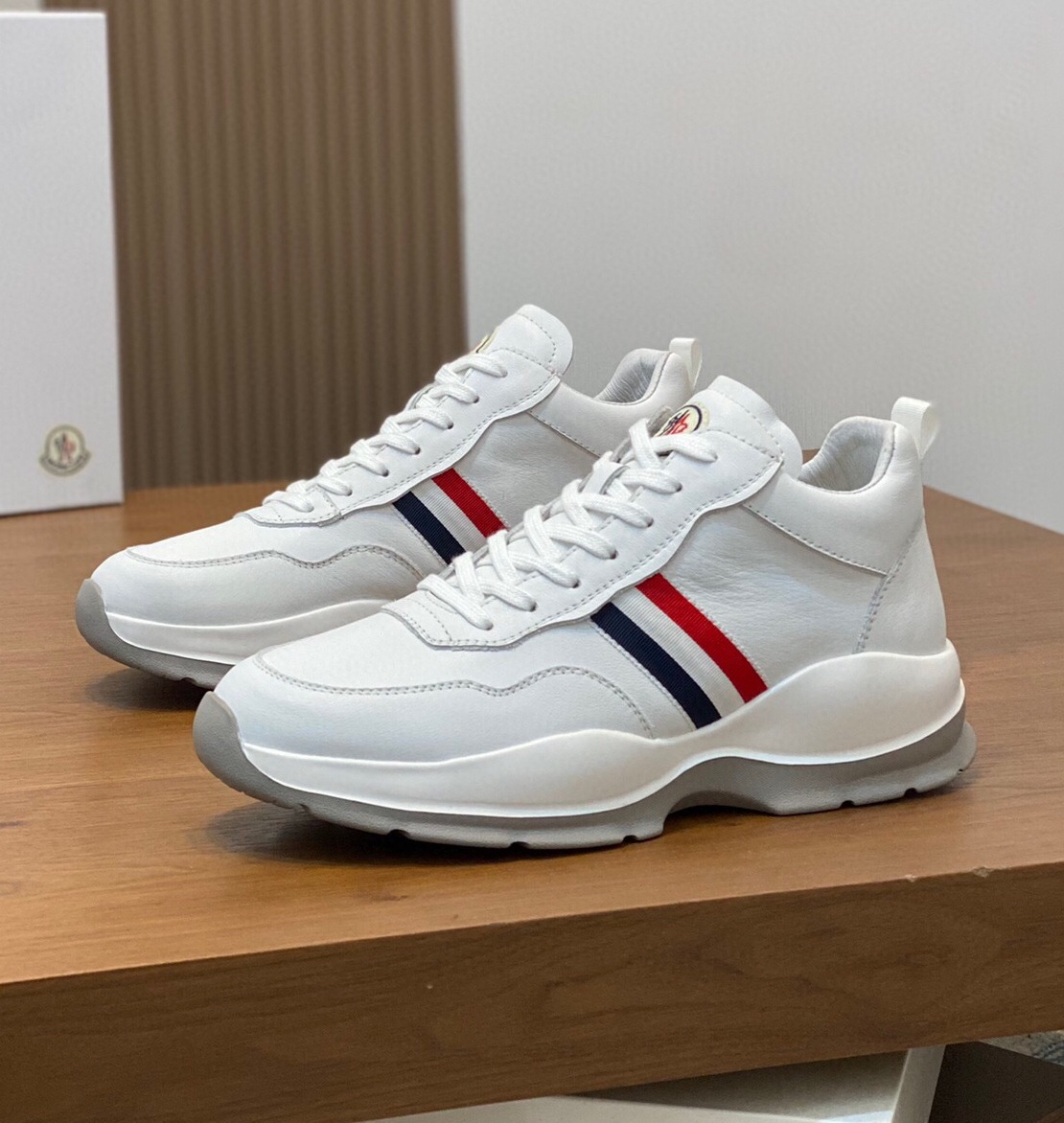 몽클레어 2024 남성용 스니커즈 MC045 SH-E