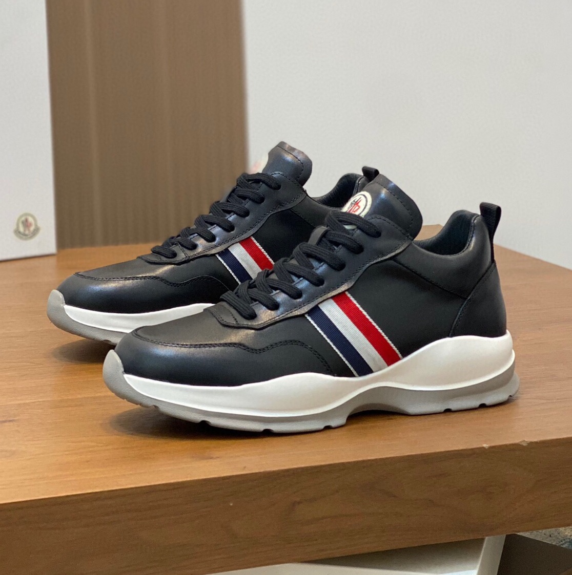 몽클레어 2024 남성용 스니커즈 MC047 SH-E