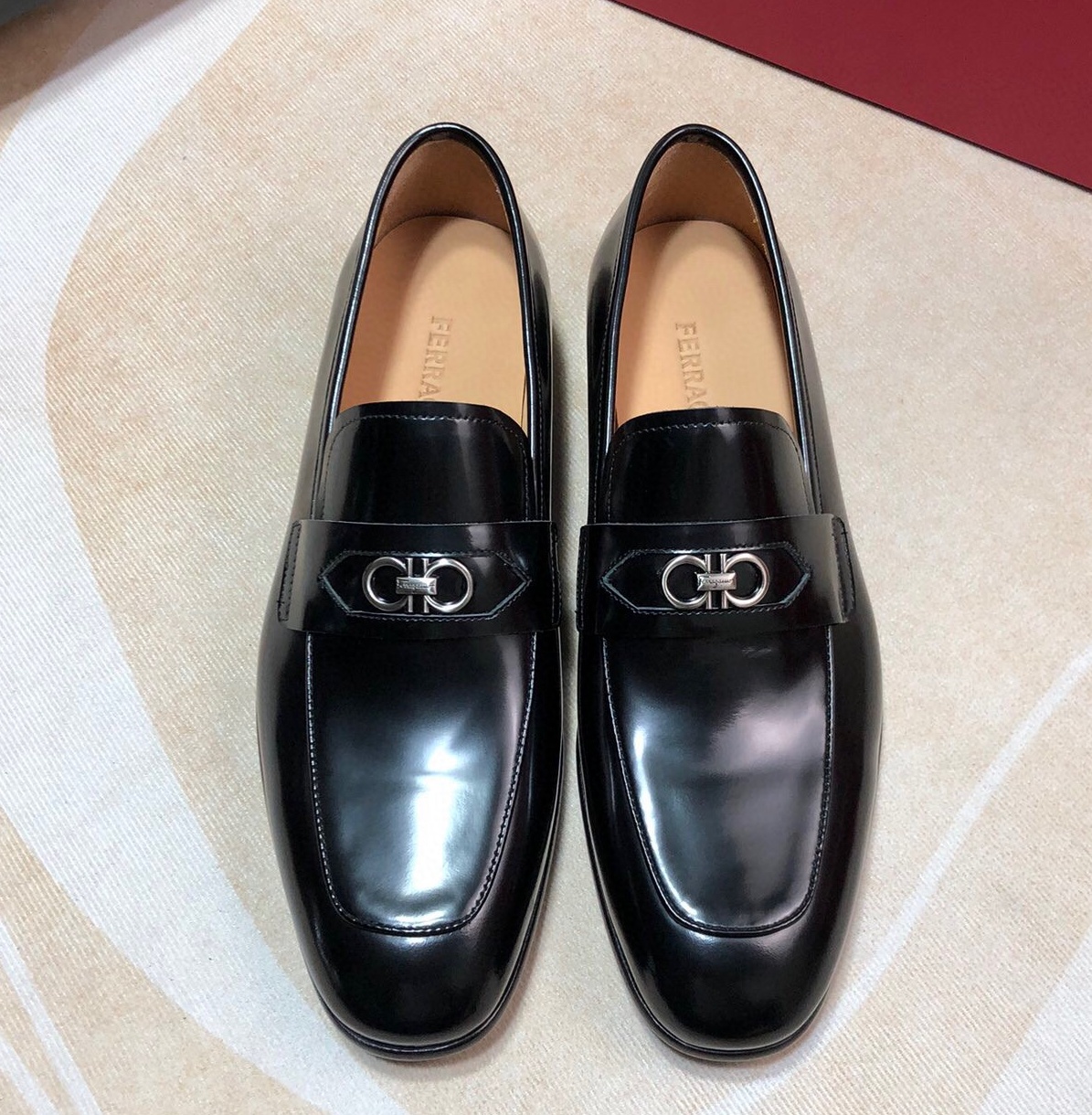 페라가모 2024 남성용 로퍼 FG169 SH-E