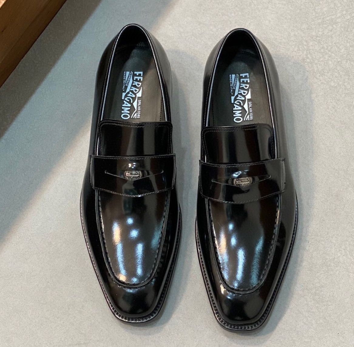 페라가모 2024 남성용 로퍼 FG183 SH-E