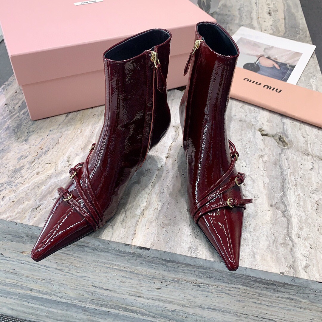 미우미우 2024 여성용 부츠 WA4927 DN