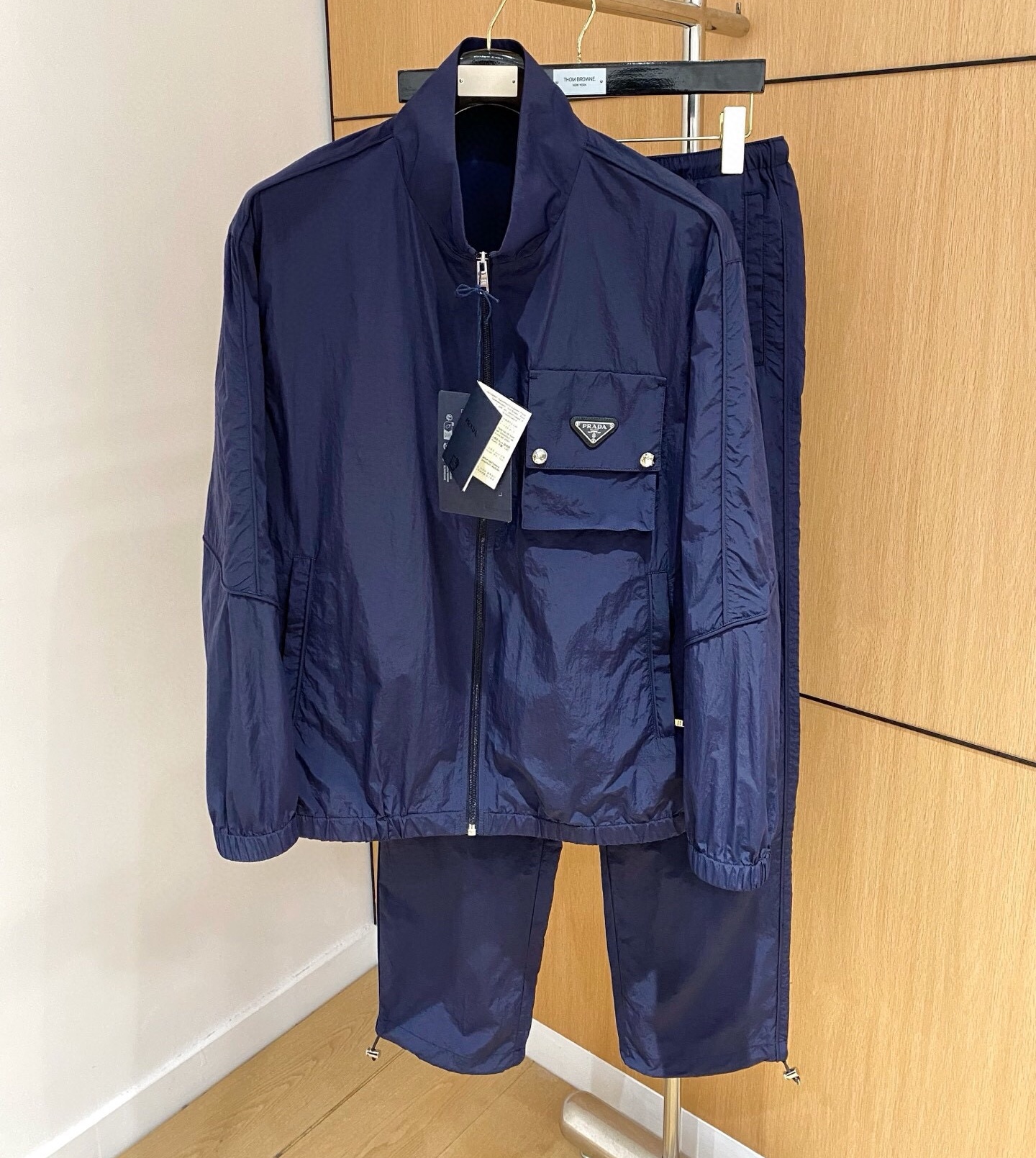 프라다 2025 남성용 추리닝세트 PD1131 YB