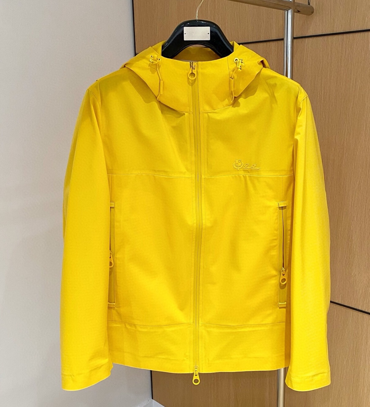 로로피아나 2025 남성용 후드자켓 LP208 YB