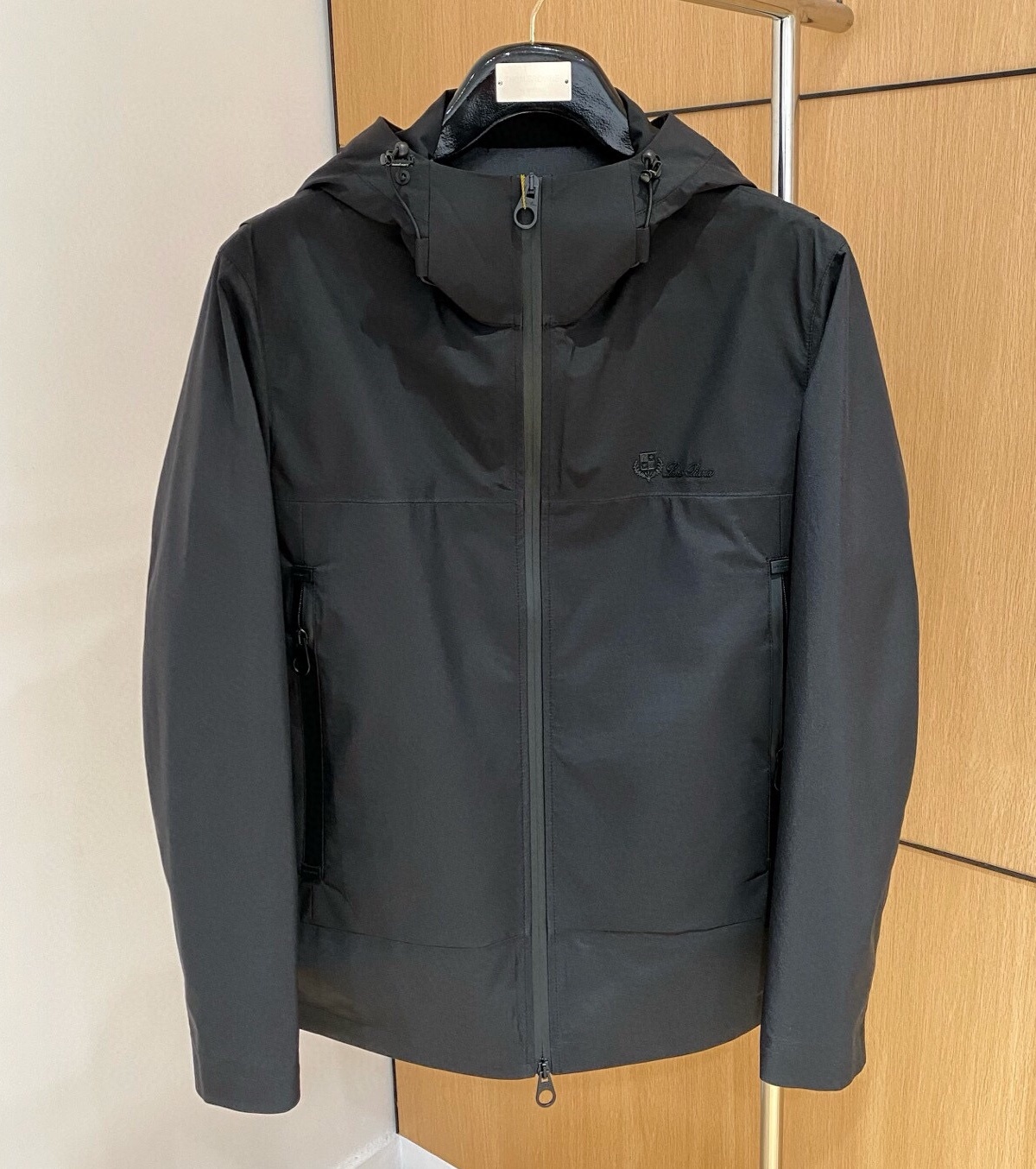 로로피아나 2025 남성용 후드자켓 LP209 YB