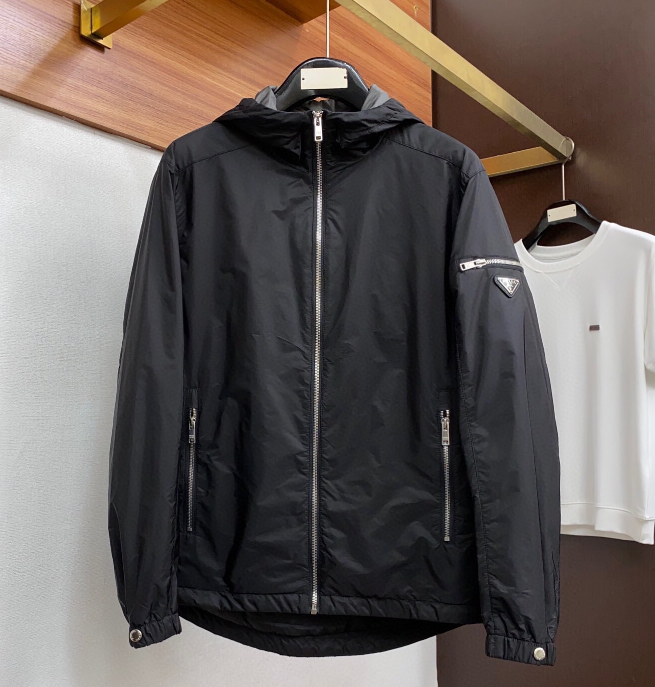 프라다 2025 남성용 후드자켓 PD1155 PD