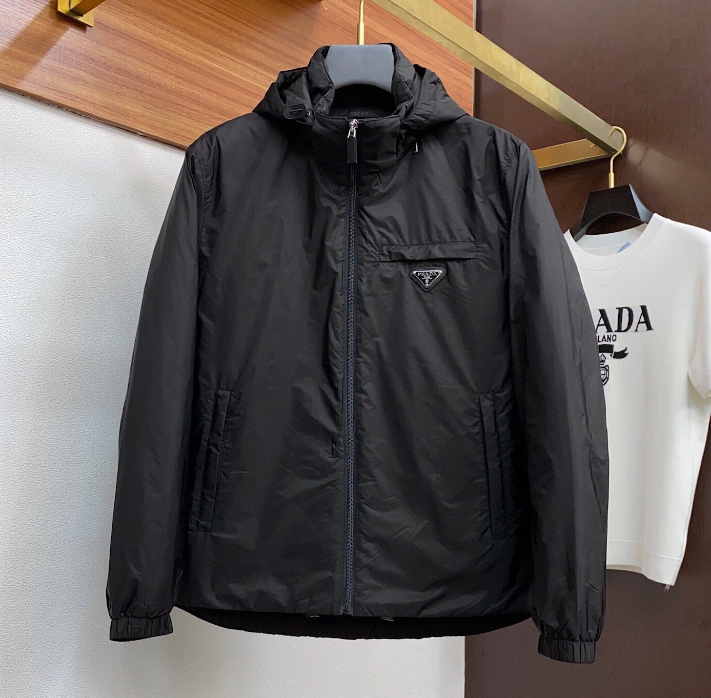 프라다 2025 남성용 후드자켓 PD1156 PD