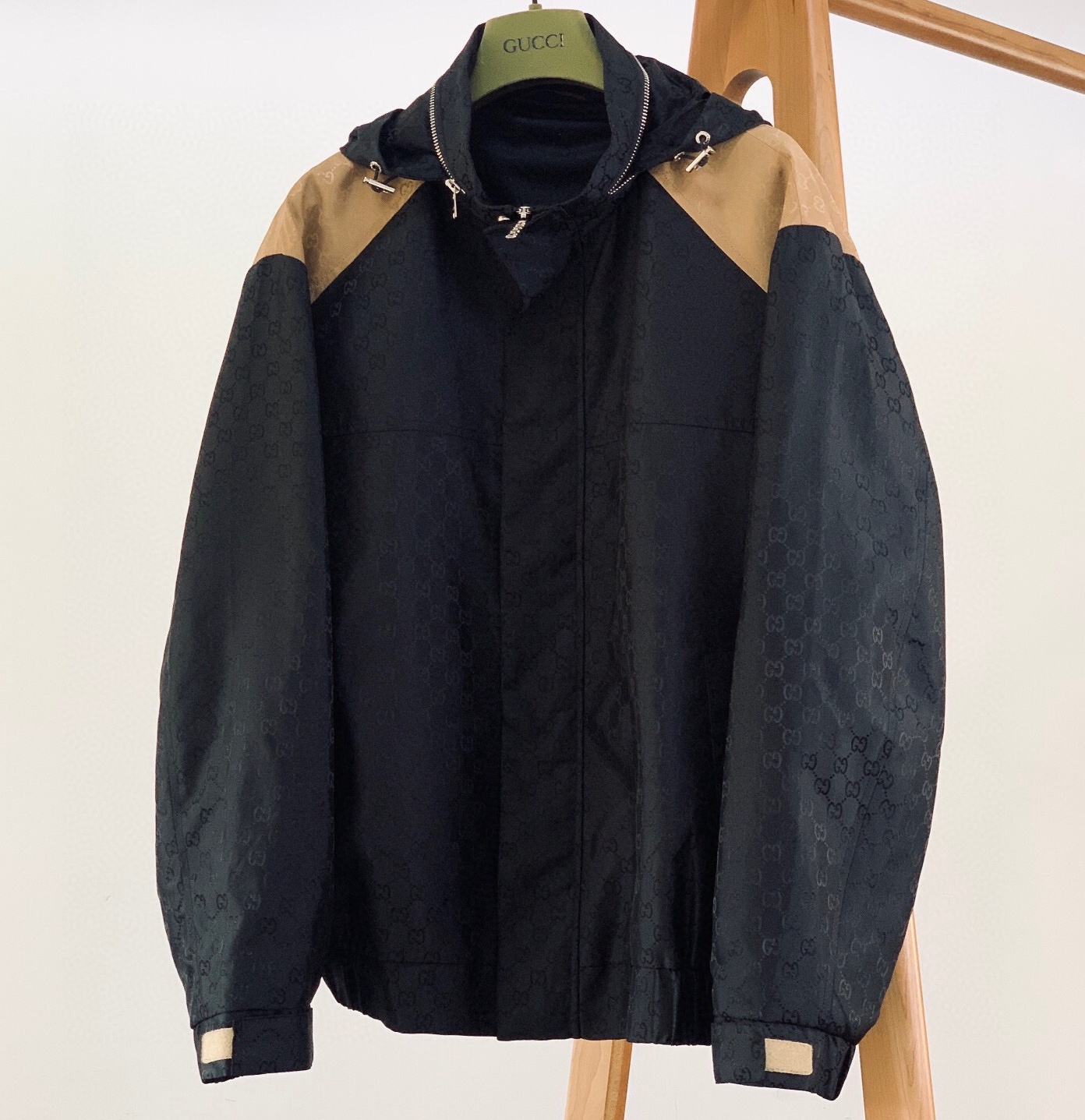 구찌 2025 남성용  후드자켓 GC364 PD