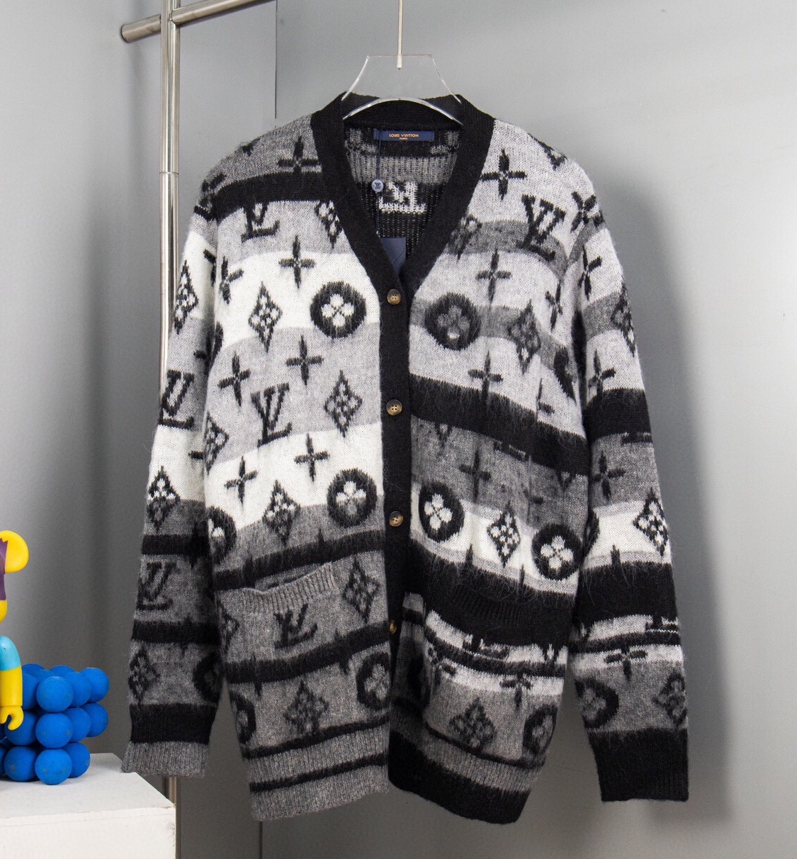 루이비통 2025 남성용 울혼방 가디건 LV1630 PD