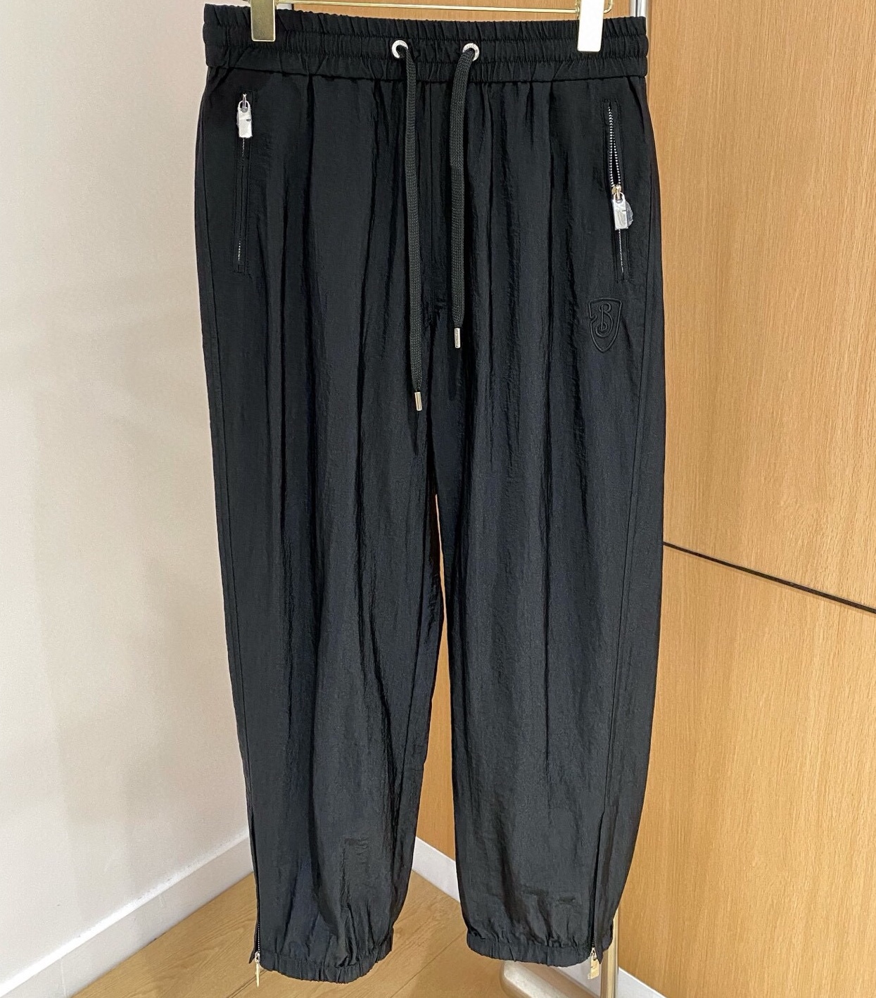 버버리 2025 남성용 바지 BU1190 YB