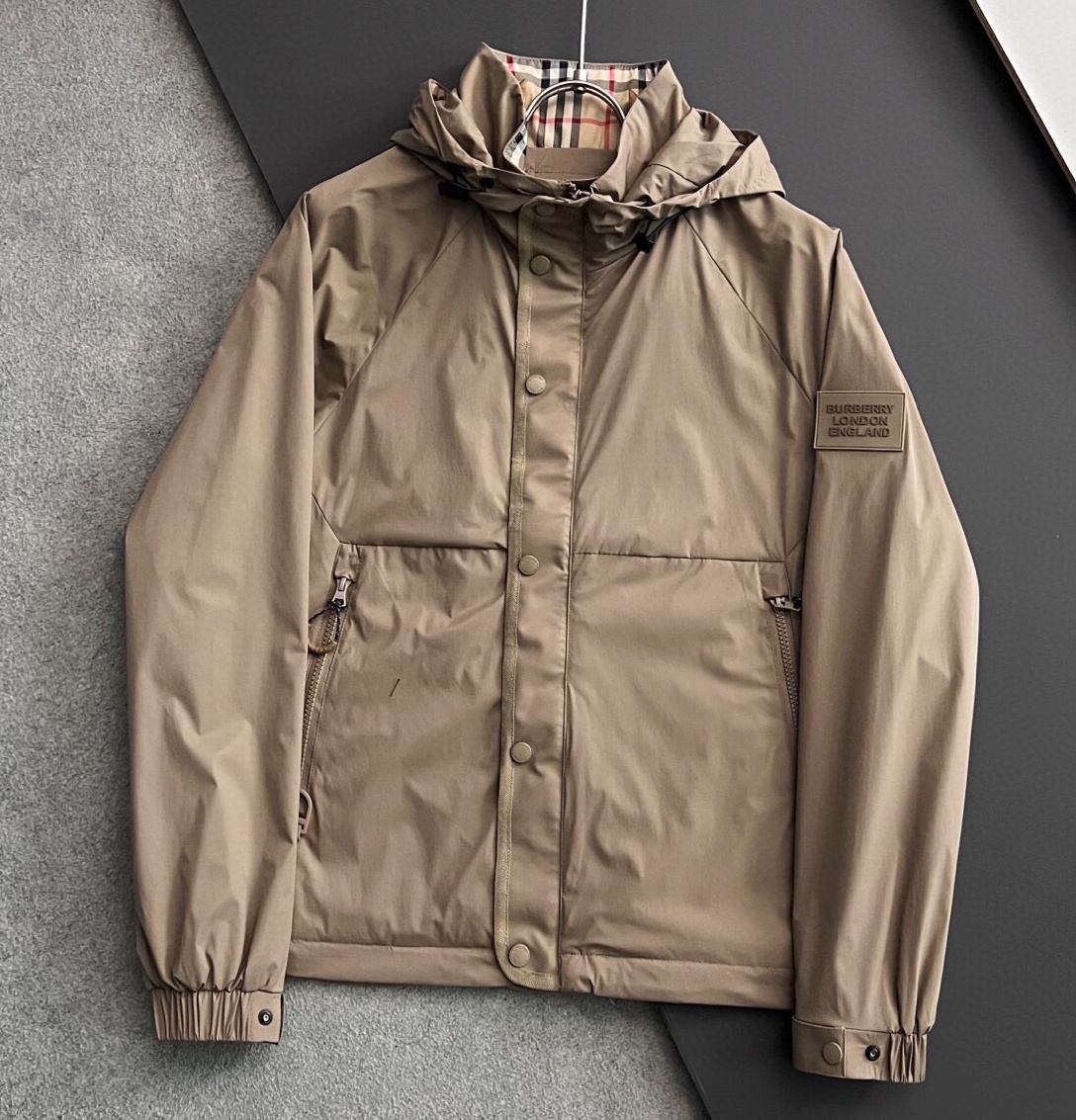버버리 2025 남성용 후드자켓 BU1187 YB
