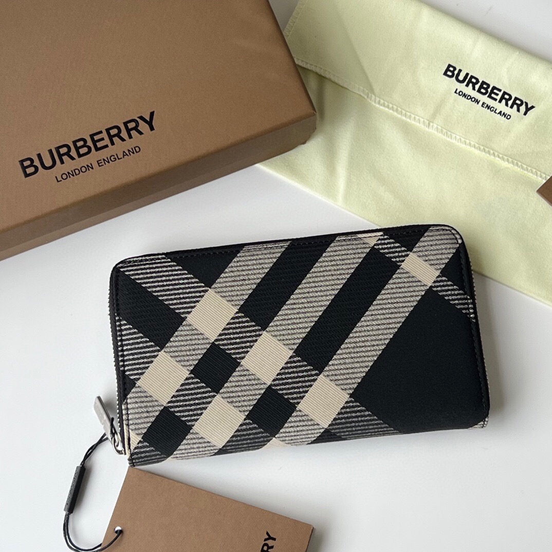 버버리 체크지퍼 장지갑 BU008 NMW