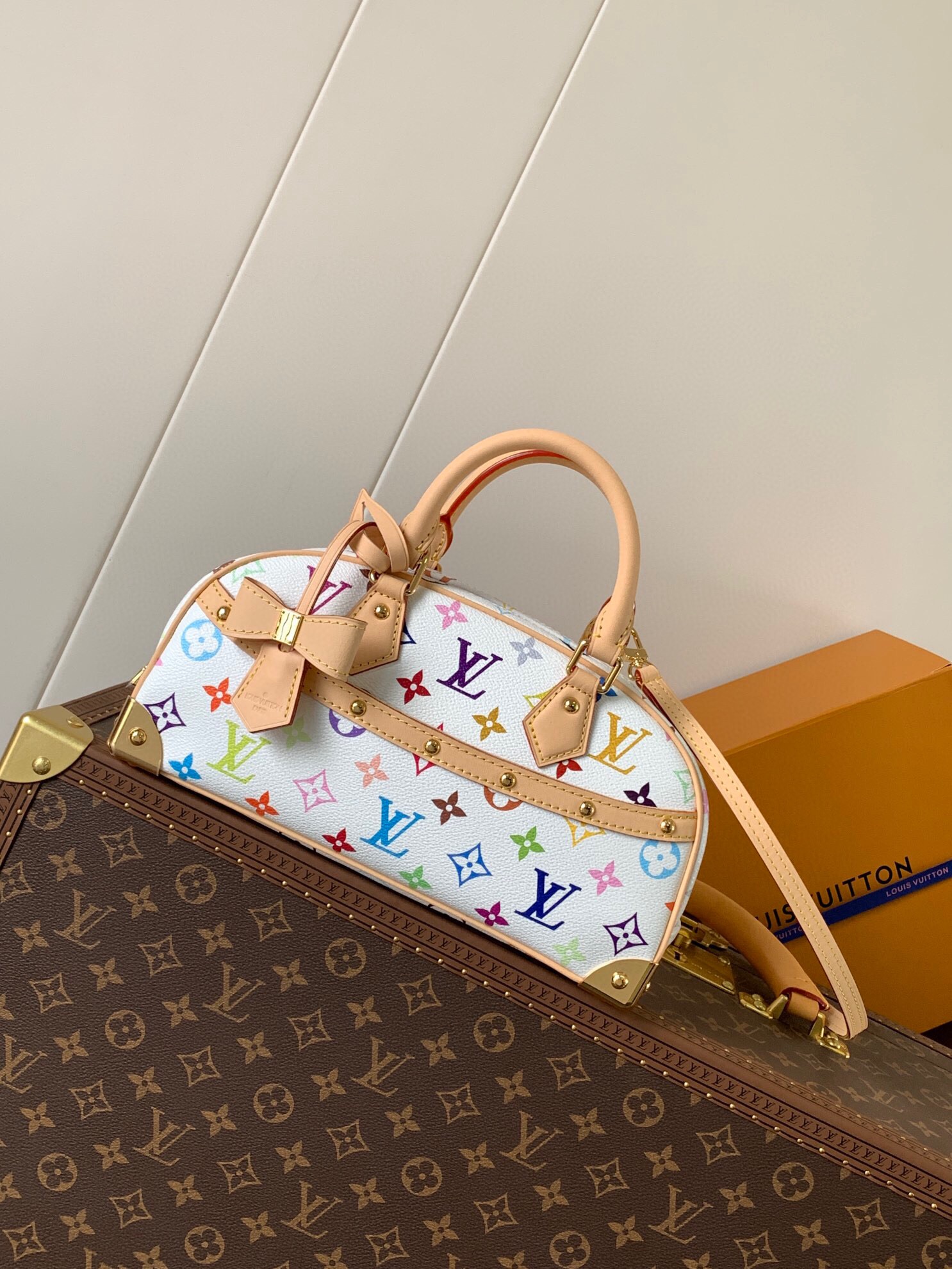 루이비통 LV x TM 멀티컬러 이스트 웨스트 핸드백 M13084 NMW 