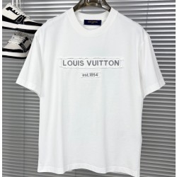 루이비통 2025 남성용  반팔티 LV1674 YB