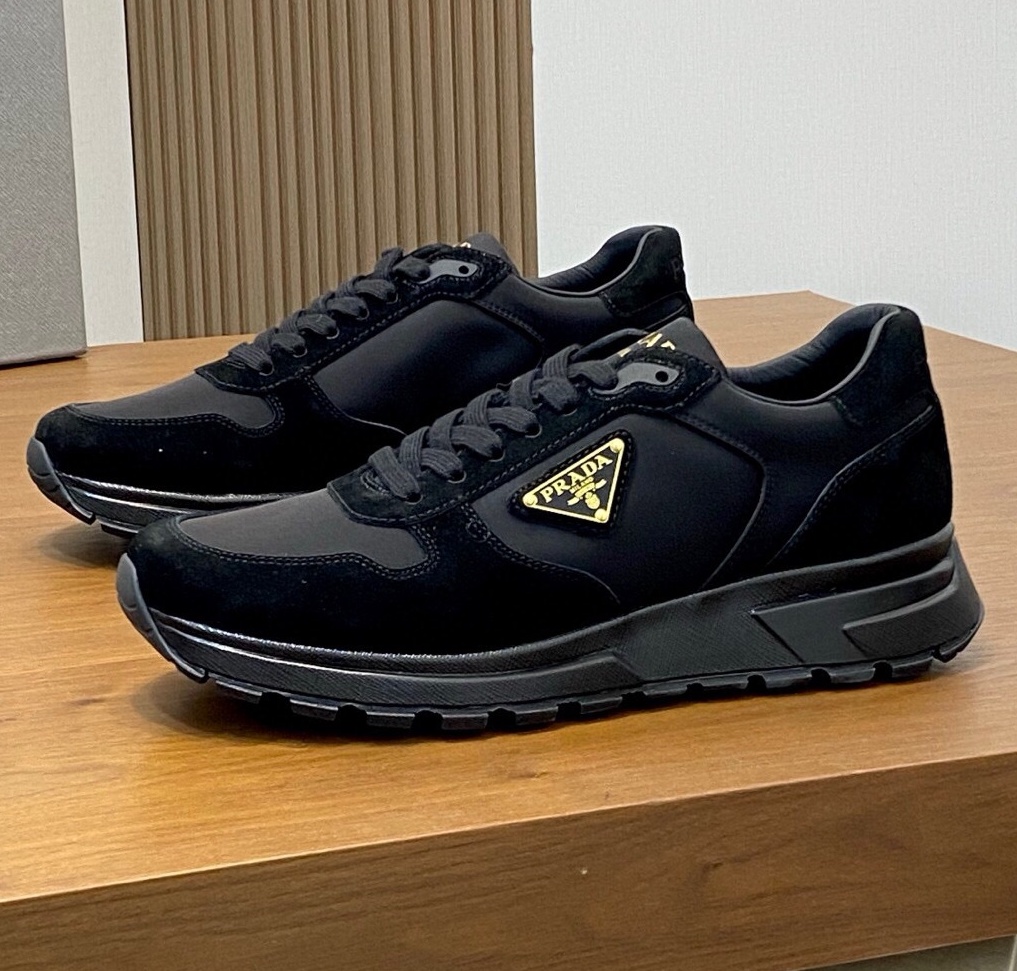 프라다 2025 남성용 스니커즈 PD553 SH-E