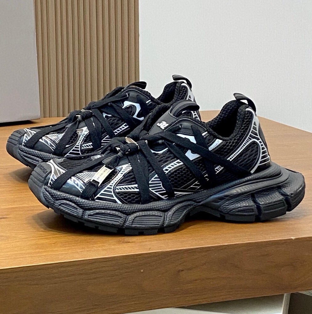 발렌시아가 2025 남성용 스니커즈 BL024 SH-E