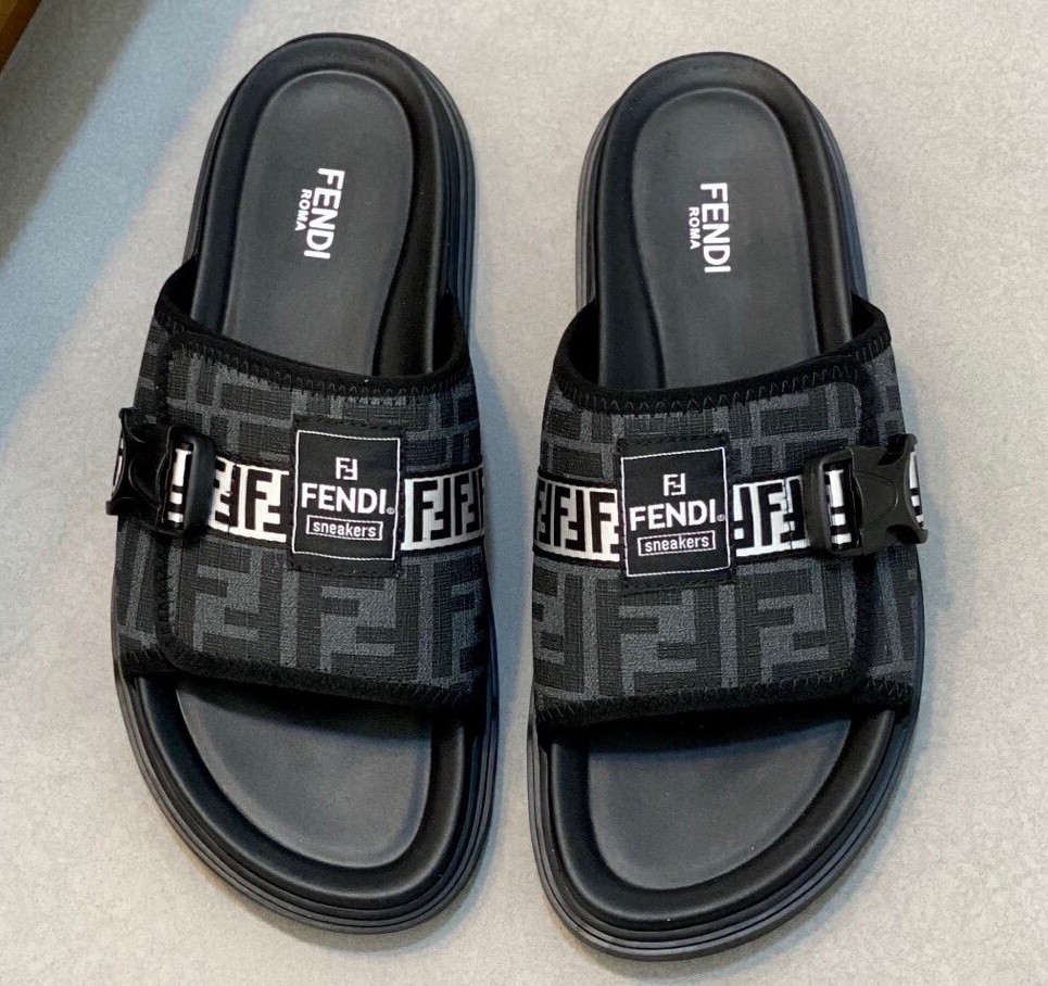 펜디 2025 남성용 슬리퍼 FD123 SH-E