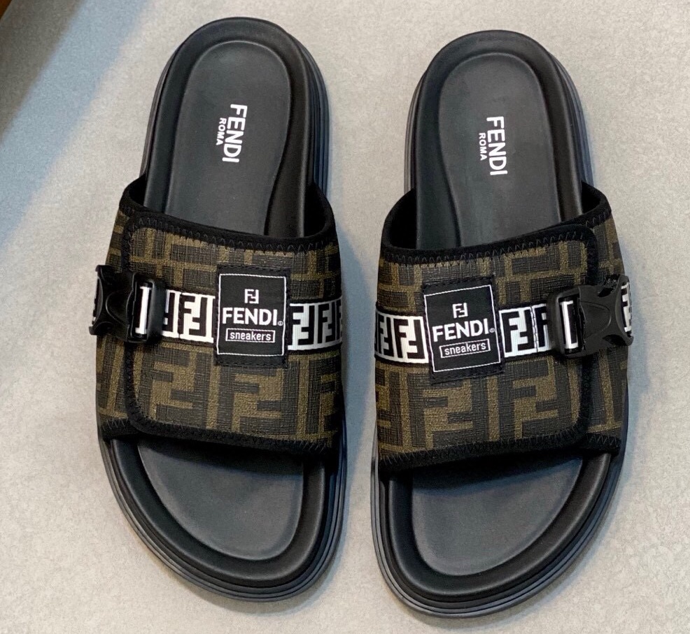 펜디 2025 남성용 슬리퍼 FD124 SH-E