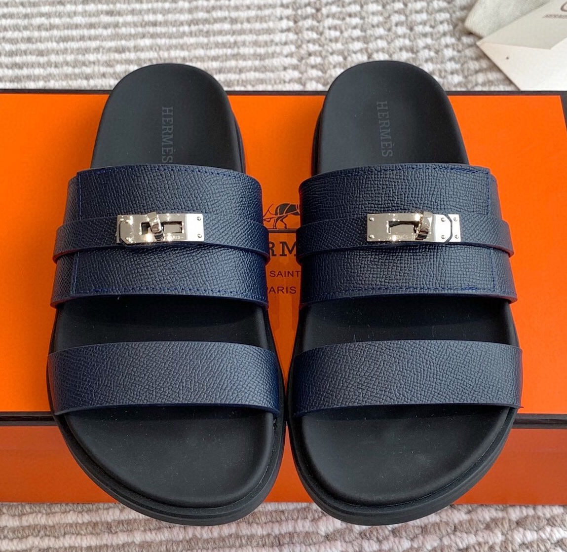 에르메스2025 여성용 슬리퍼 WA5340 DN