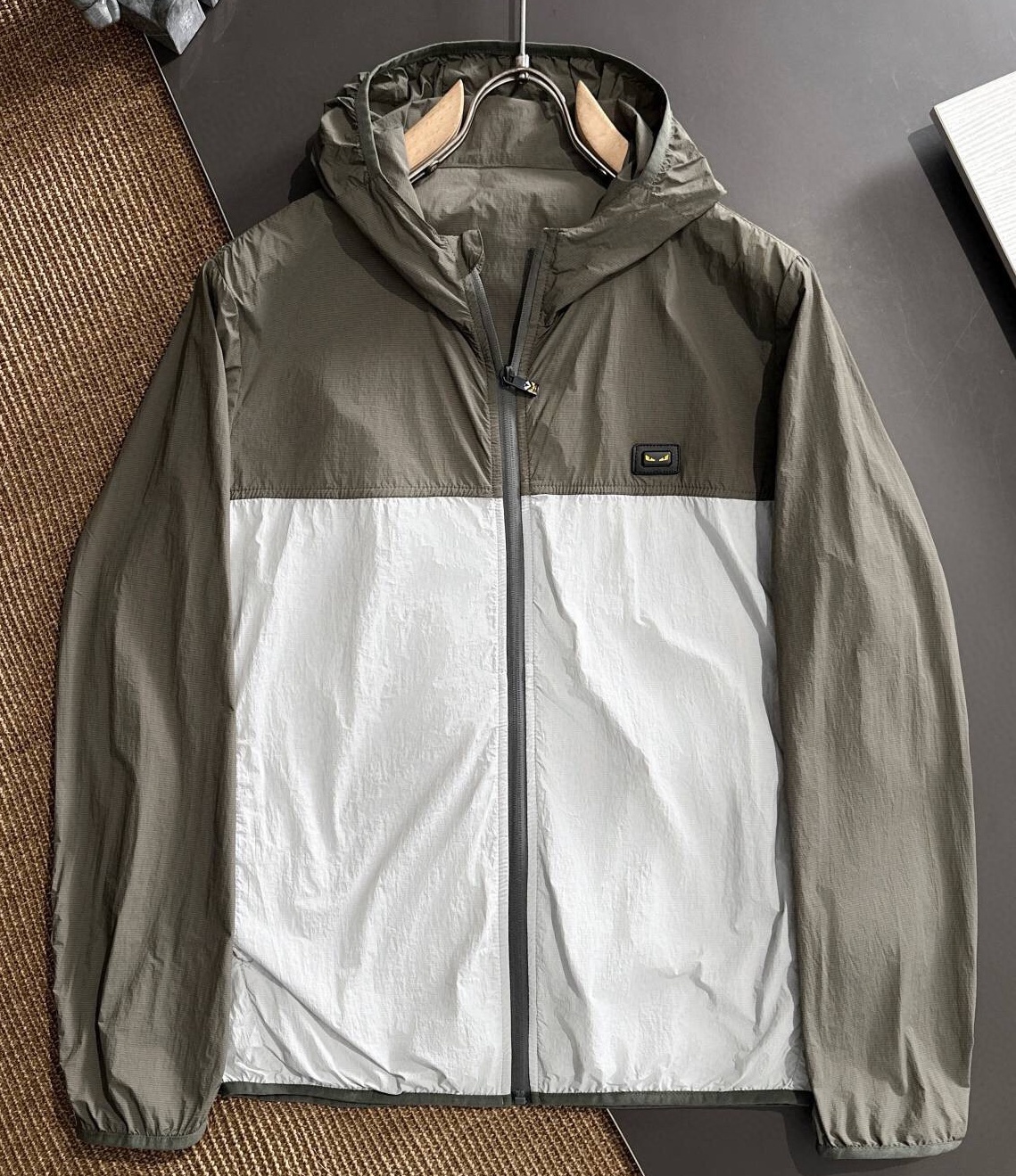 펜디 2025 남성용 바람막이자켓 FD514 PD