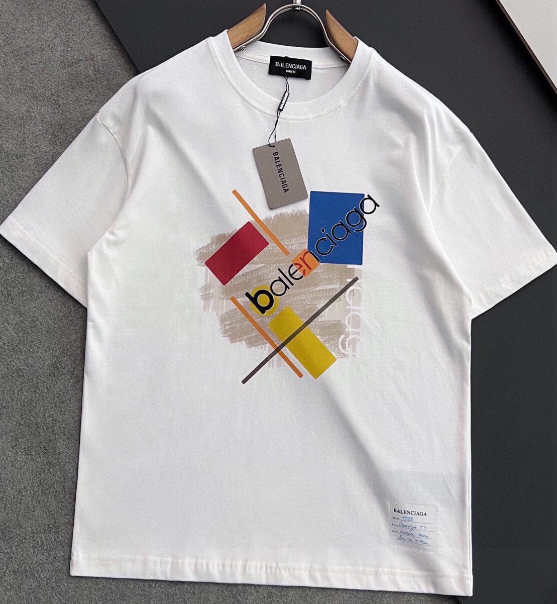 발렌시아가 2025 남성용 빈팔티 BL1217 YB