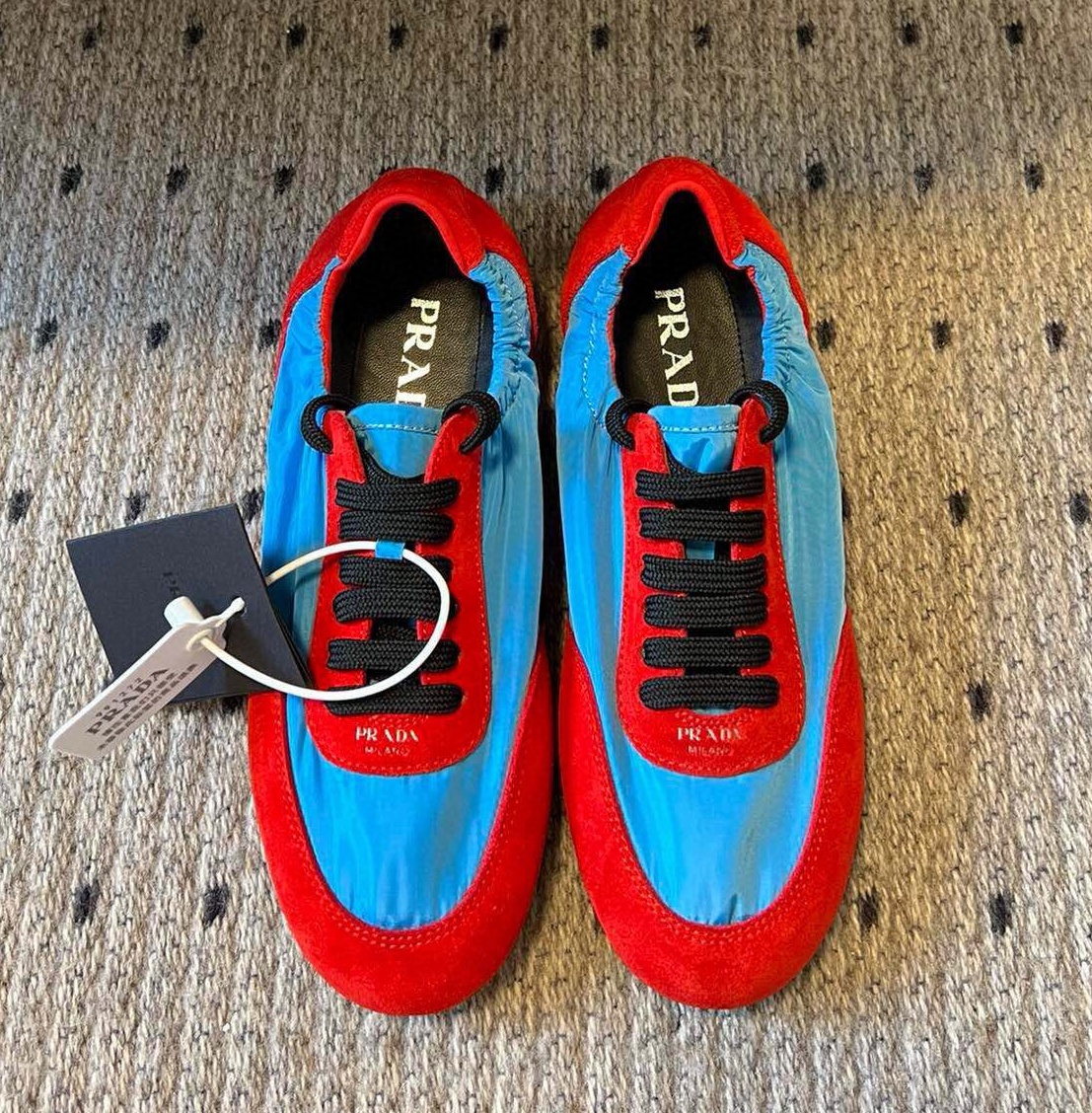 프라다 2025 여성용 스니커즈 WA5373 DN