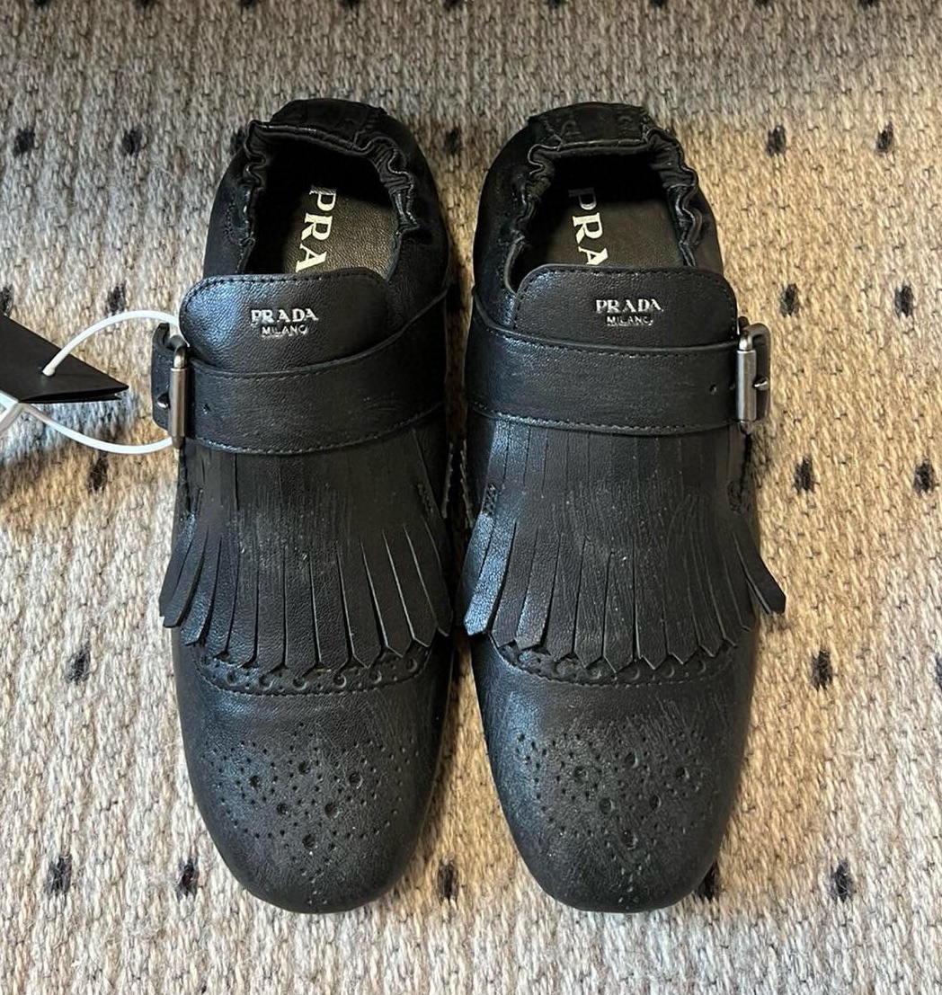 프라다 2025 여성 플랫슈즈 WA5398 DN