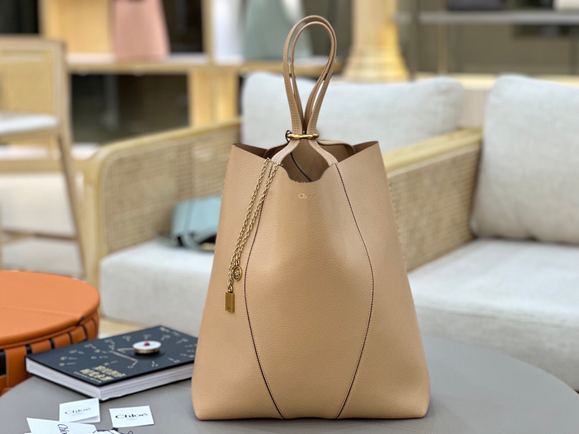 끌로에 그레인드 가죽  Chloé Spin 토트백 베이지 3개 사이즈