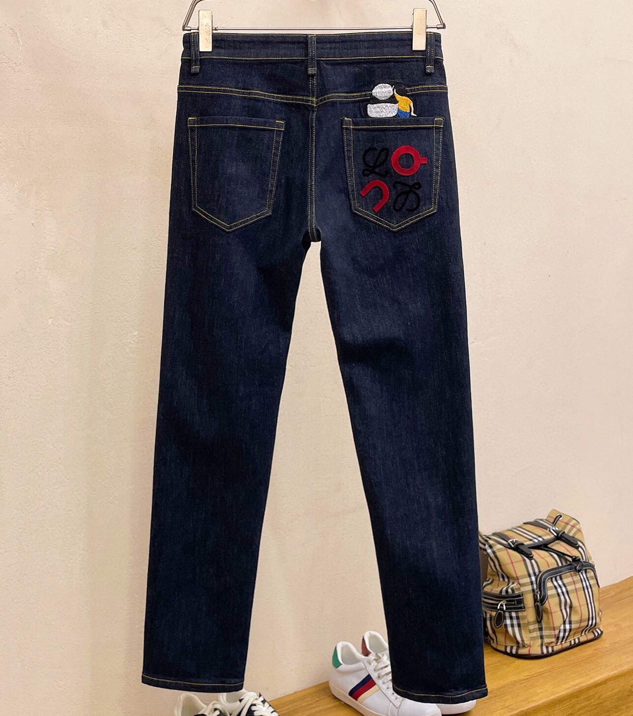 로에베 2025 남성용 청바지 LE352 YB