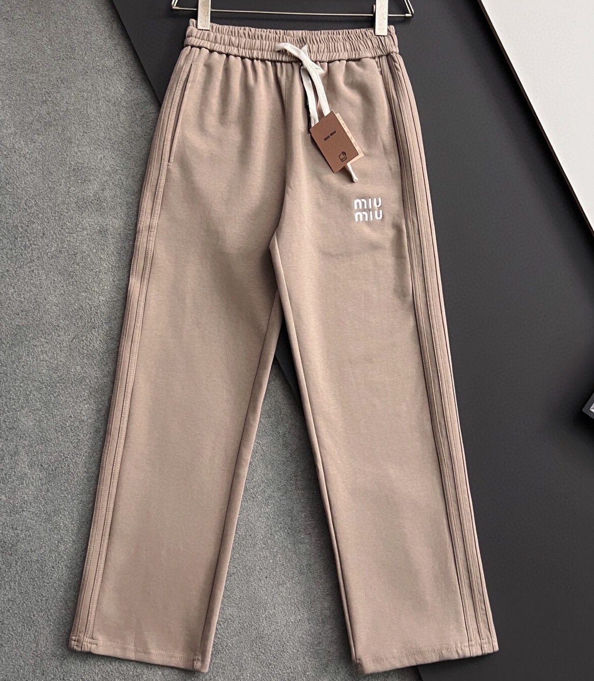 미우미우 2025 남성용 바지 MM031 YB