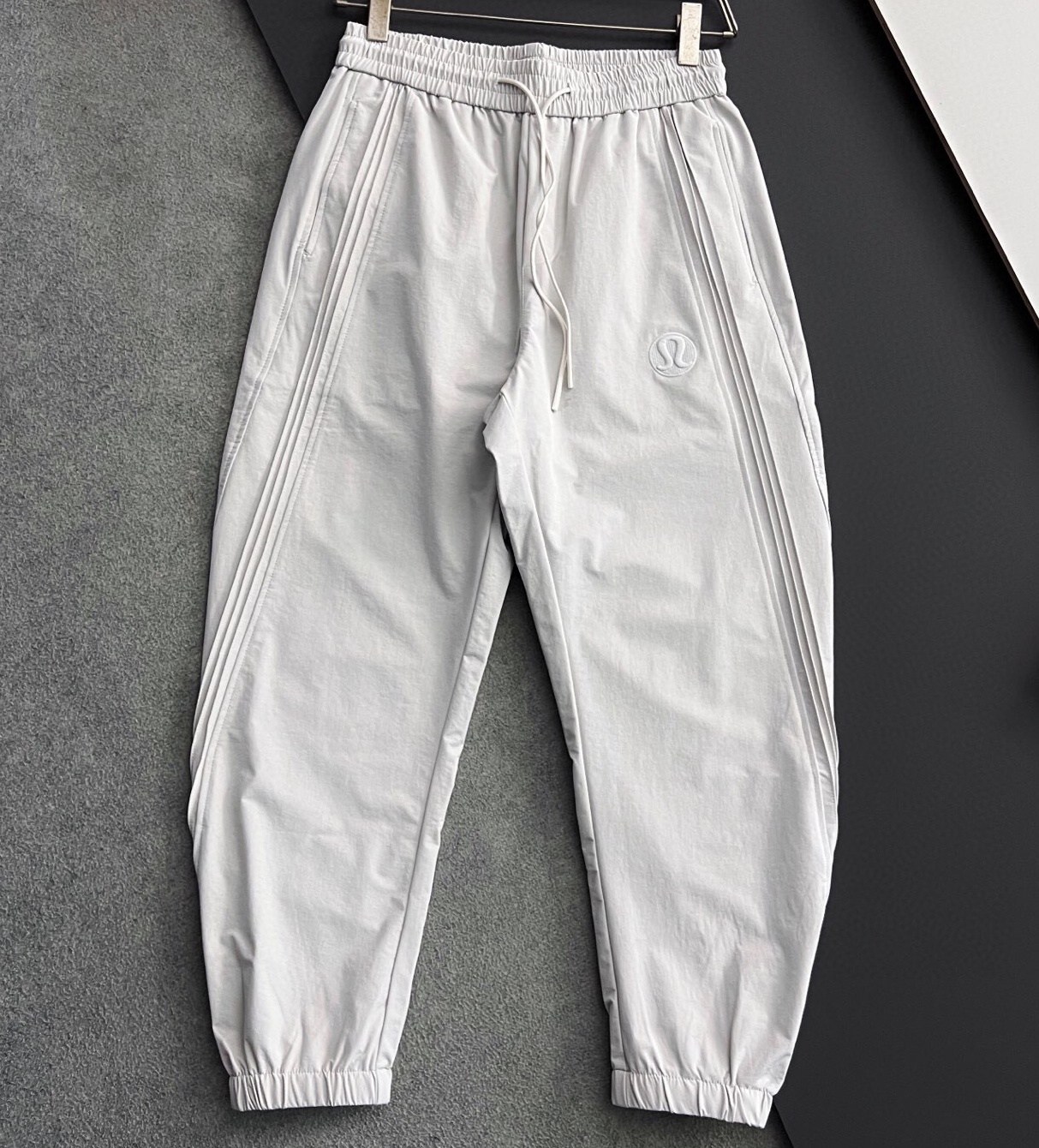 룰루레몬 2025 남성용 바지 GT080 YB 2컬러