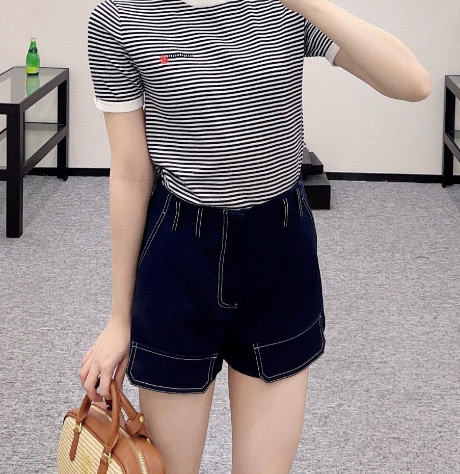 [홍콩명품.MIU MIU]미우미우  2025 여성용 반바지 WA5616 JS-A  홍콩명품의류,구매대행,온라인명품