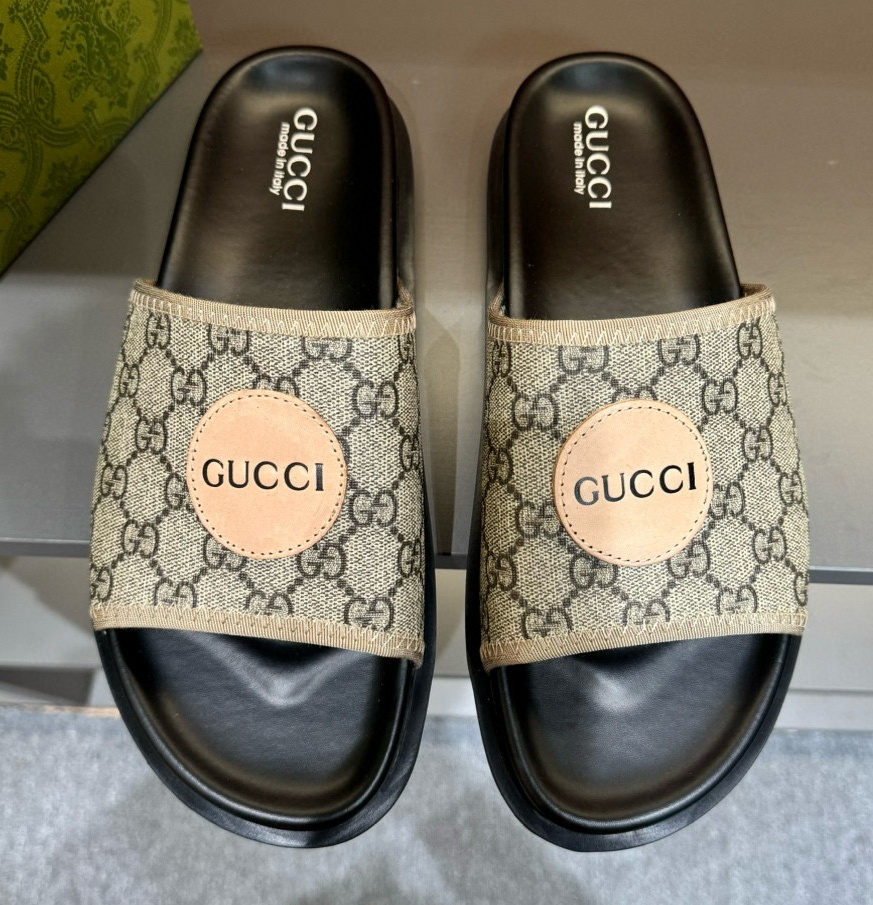 [홍콩명품.GUCCI] 구찌 2025 남성용 슬리퍼 GC237 SH-E 홍콩명품의류,구매대행,온라인명품