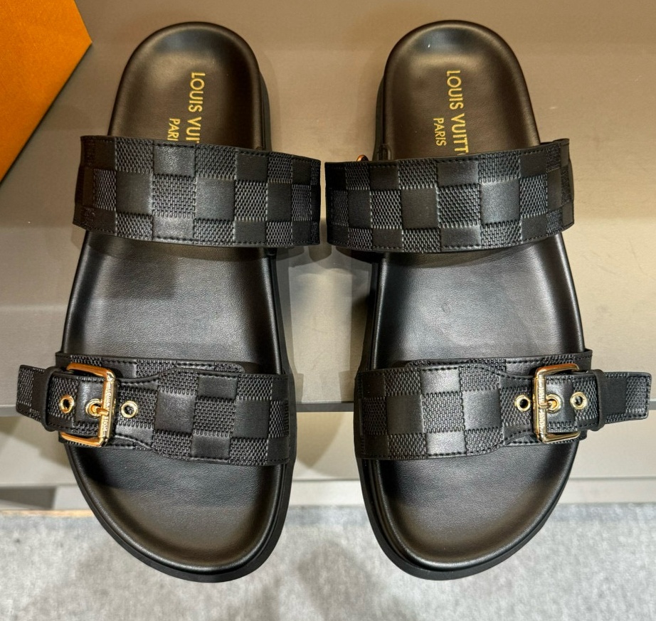 [홍콩명품.Louis Vuitton] 루이비통 2025 남성용 슬리퍼 LV745 SH-E 홍콩명품의류,구매대행,온라인명품