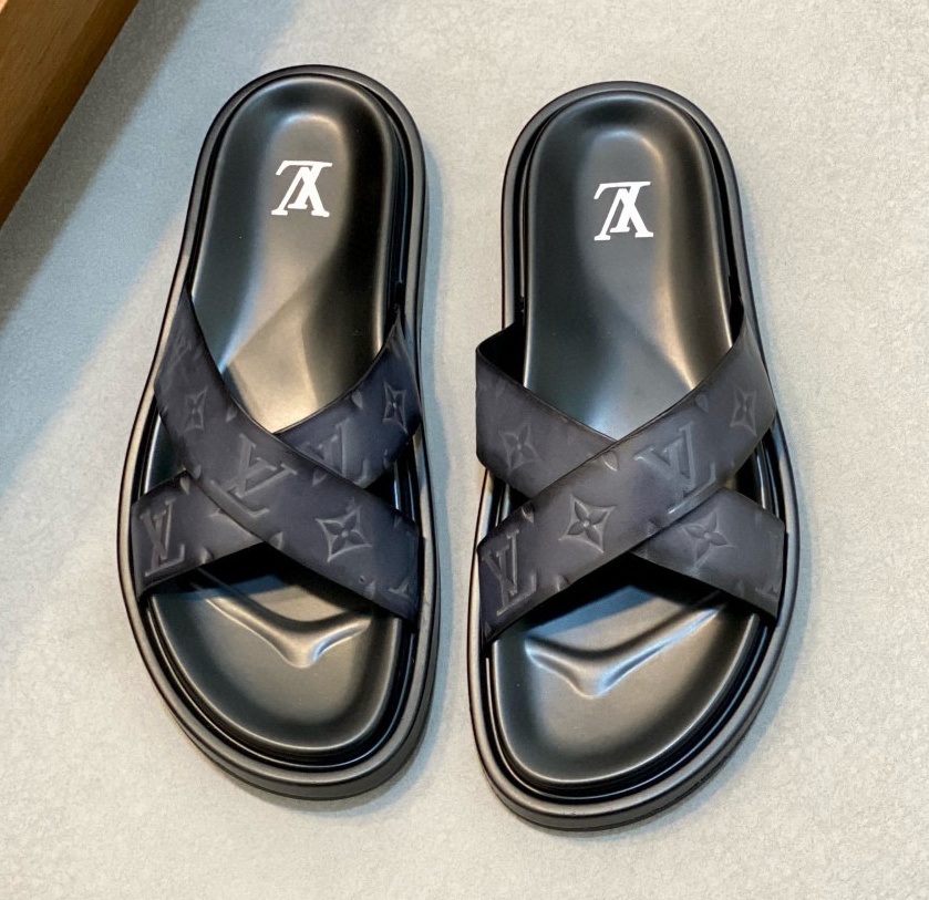 [홍콩명품.Louis Vuitton] 루이비통 2025 남성용 슬리퍼 LV758 SH-E 홍콩명품의류,구매대행,온라인명품