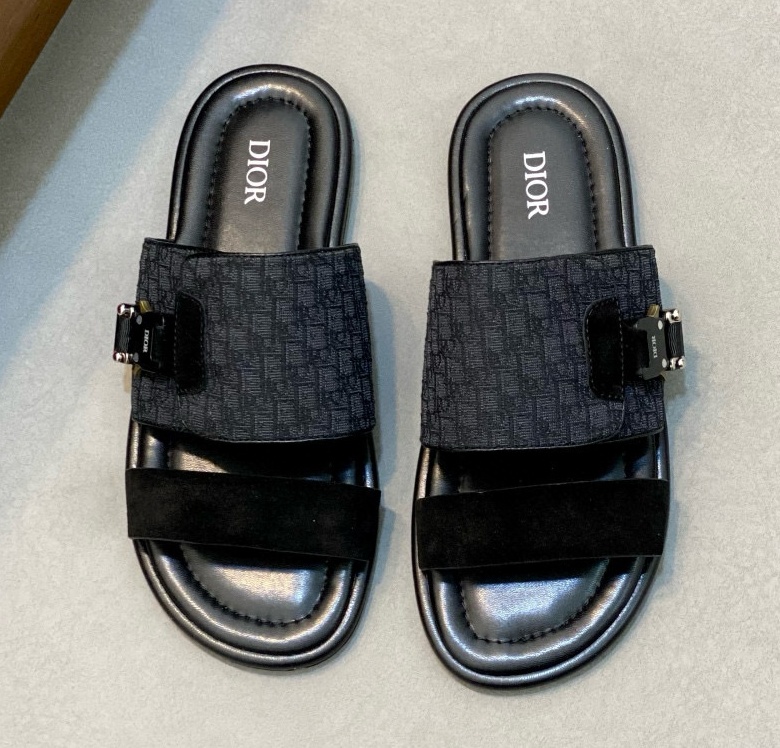 [홍콩명품.Christian Dior ] 크리스챤 디올 2025 남성용 슬리퍼 CD247 SH-E 홍콩명품의류,구매대행,온라인명품